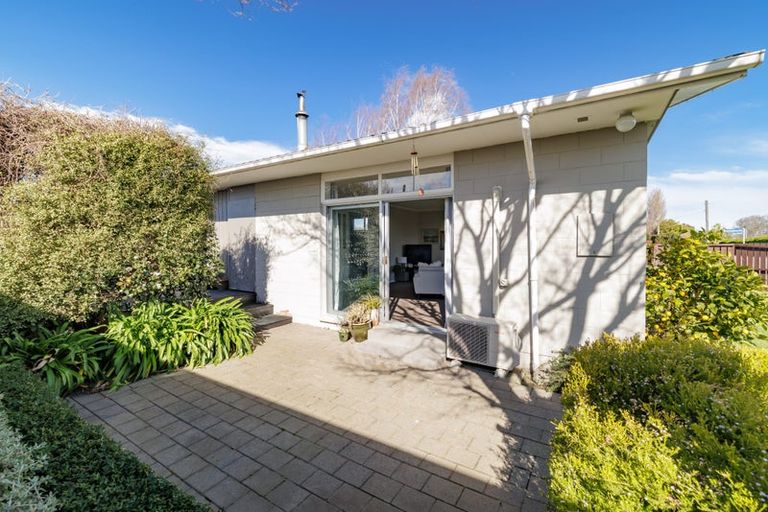 Photo of property in 146 Grimseys Road, Redwood, Christchurch, 8051