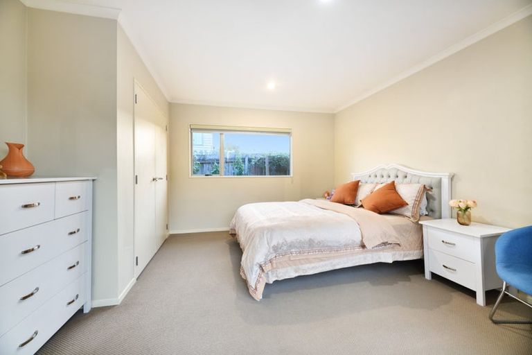 Photo of property in 70 Clover Drive, Henderson, Auckland, 0610