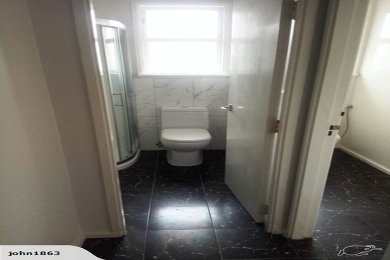 Photo of property in 42 Great South Road, Papatoetoe, Auckland, 2025