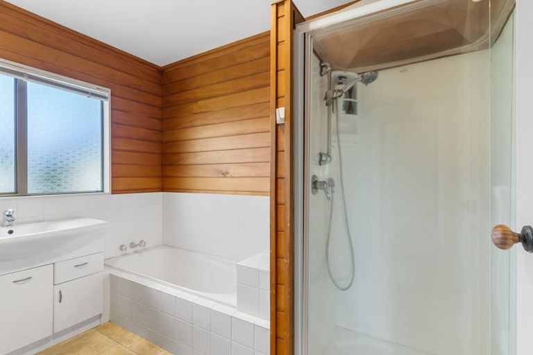 Photo of property in 108 Florence Avenue, Orewa, 0931