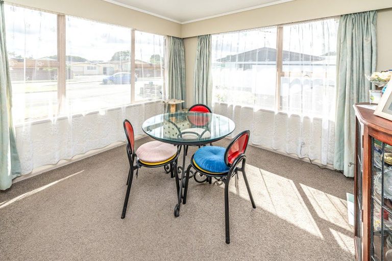 Photo of property in 14 Saunders Place, Gonville, Whanganui, 4501