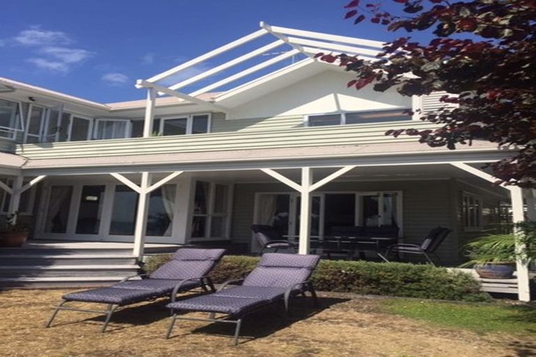 Photo of property in 59 The Esplanade, Eastern Beach, Auckland, 2012