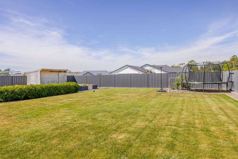 Photo of property in 20 Dee Street, Otane, 4202