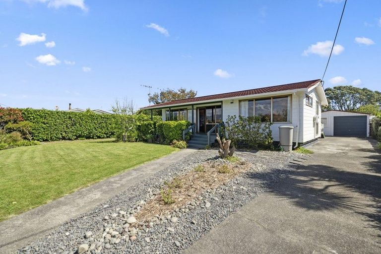 Photo of property in 41 Rangiuru Road, Otaki Beach, Otaki, 5512
