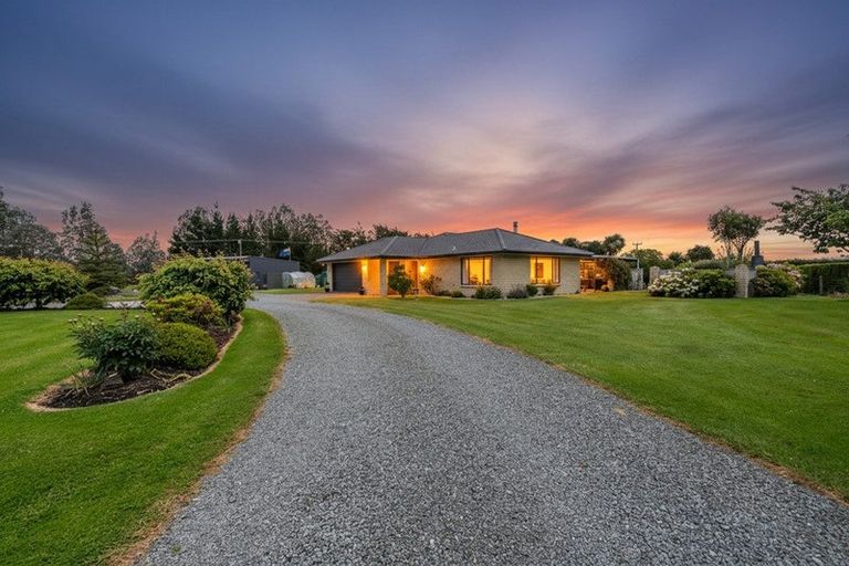 Photo of property in 12 Wilcox Road, Seaward Bush, Invercargill, 9871