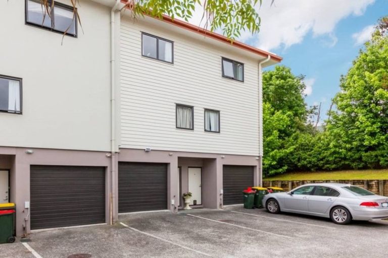 Photo of property in 15/46 Carlos Drive, Flat Bush, Auckland, 2016