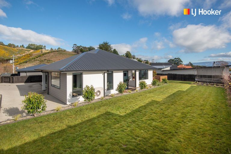 Photo of property in 9 Paterson Road, Mosgiel, 9092
