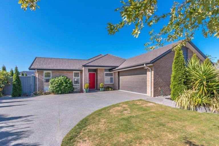 Photo of property in 24 Cairnbrae Drive, Prebbleton, 7604