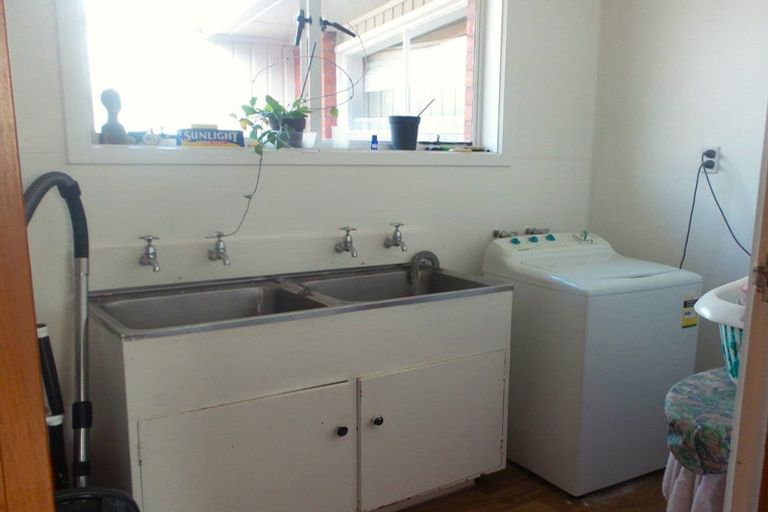 Photo of property in 146 Temuka-orari Highway, Winchester, 7985