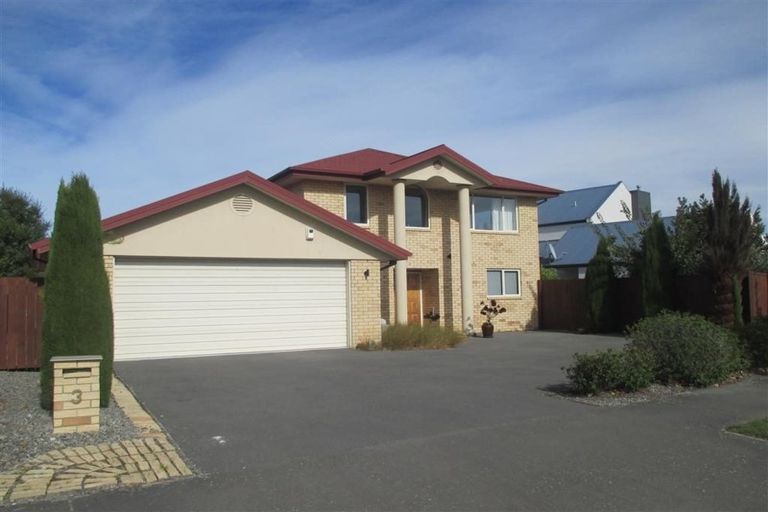 Photo of property in 3 Skyedale Drive, Harewood, Christchurch, 8051