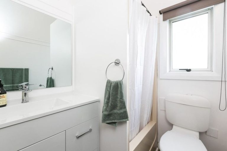 Photo of property in 1 Queens Drive, Saint Kilda, Dunedin, 9012