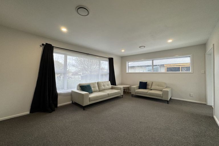 Photo of property in 11 Whelan Place, Hei Hei, Christchurch, 8042