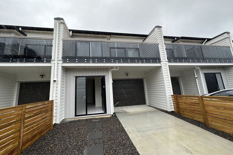 Photo of property in 7 Korokio Lane, Henderson, Auckland, 0612