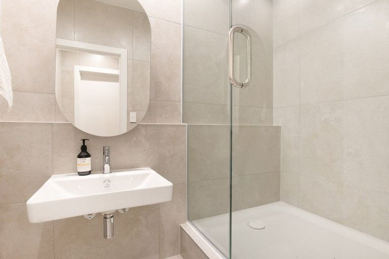 Photo of property in 17f Albert Street, Palmerston North, 4414