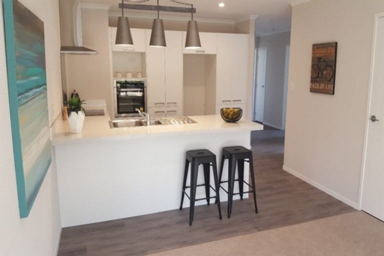 Photo of property in 6 Gibboney Place, Pokeno, 2402