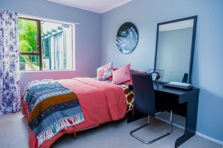 Photo of property in 61b Kingsley Street, Stokes Valley, Lower Hutt, 5019