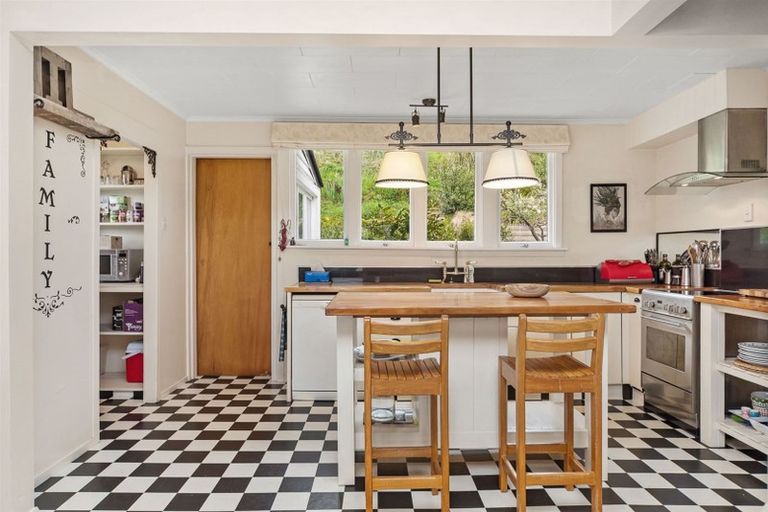 Photo of property in 1 Swan Street, Taihape, 4720