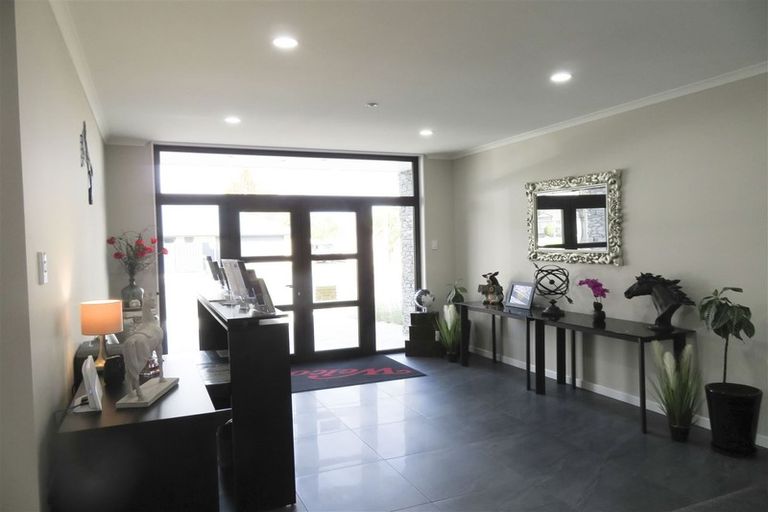 Photo of property in 71 Hokonui Drive, Gore, 9710