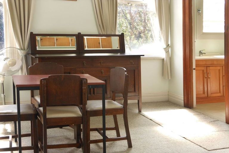 Photo of property in 333 The Terrace, Te Aro, Wellington, 6011