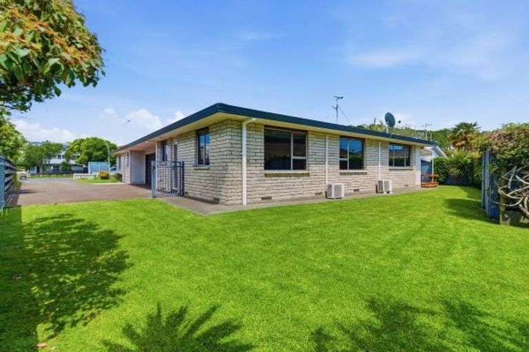 Photo of property in 117b Chapel Street, Otumoetai, Tauranga, 3110