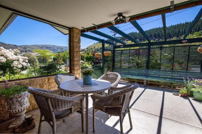 Photo of property in 77 Hazlett Street, Clyde, 9330