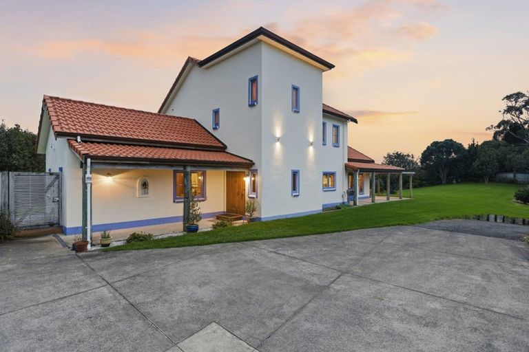 Photo of property in 1a Ngapeke Road, Welcome Bay, Tauranga, 3175