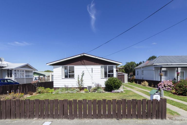 Photo of property in 37 Caledonian Road, Oamaru North, Oamaru, 9400