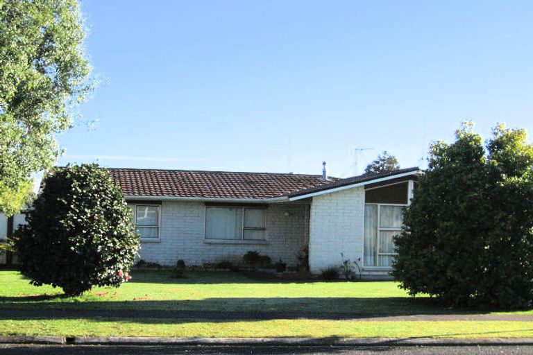 Photo of property in 12 Durham Street, Nawton, Hamilton, 3200