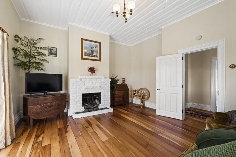 Photo of property in 1017 Main North Road, Onaero, Waitara, 4383