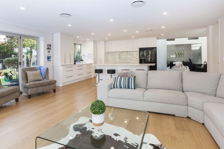 Photo of property in 39b Kotare Street, Fendalton, Christchurch, 8041