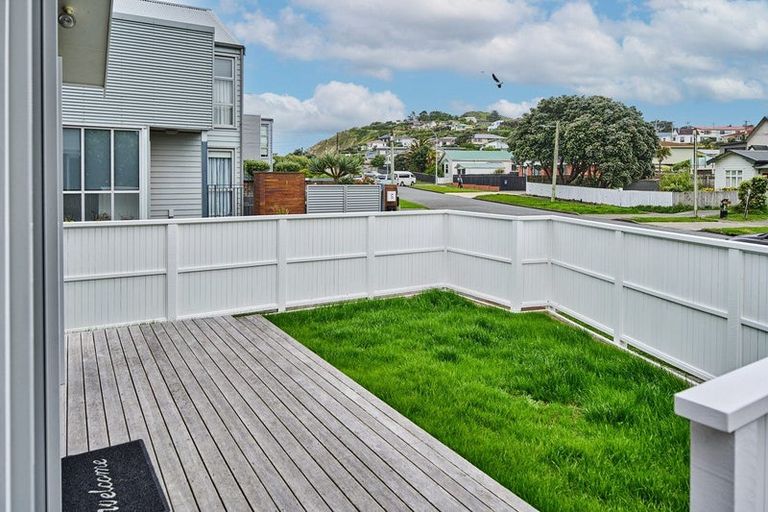 Photo of property in 5a Lambley Road, Titahi Bay, Porirua, 5022