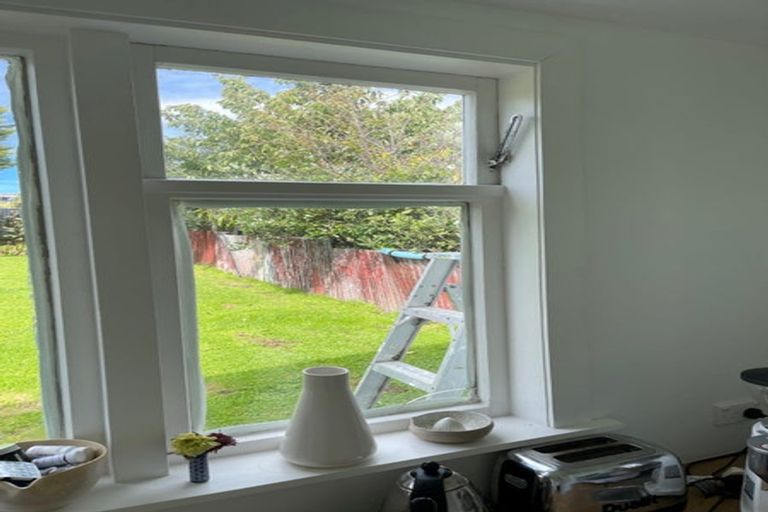 Photo of property in 15 Luxford Street, Berhampore, Wellington, 6023