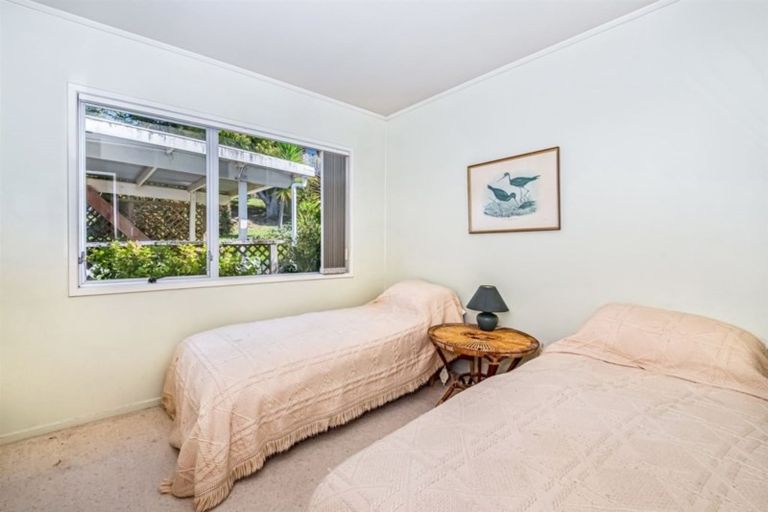 Photo of property in 31 Lingham Crescent, Torbay, Auckland, 0630