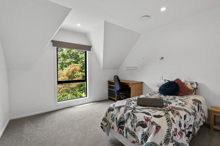 Photo of property in 40d Karina Road, Merrilands, New Plymouth, 4312