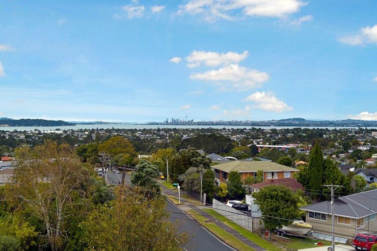 Photo of property in 180 Royal Road, Massey, Auckland, 0614