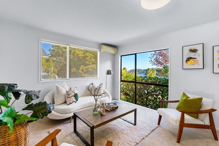 Photo of property in 56 Pemberton Avenue, Bayview, Auckland, 0629