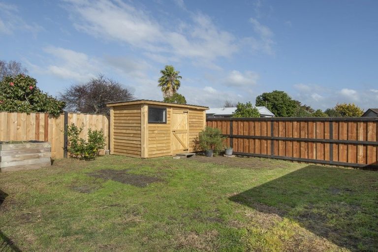 Photo of property in 7a Lyn Grove, Papamoa Beach, Papamoa, 3118