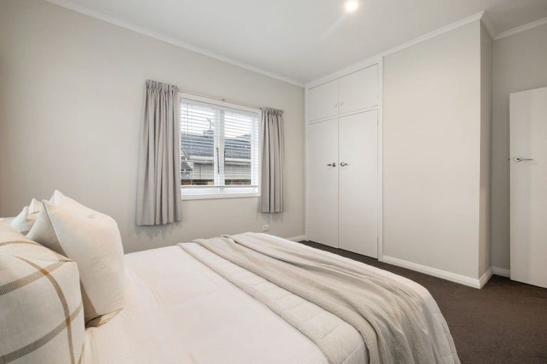 Photo of property in 52 Clarkin Road, Fairfield, Hamilton, 3214