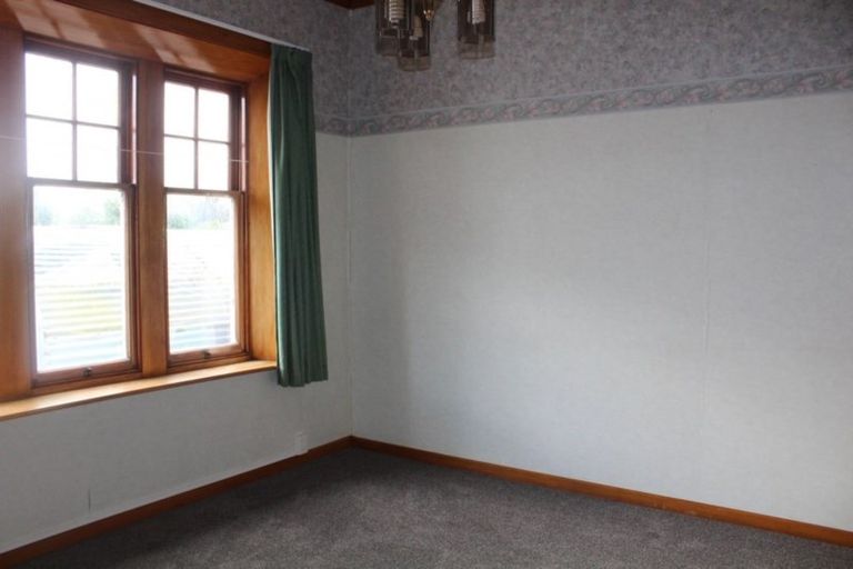 Photo of property in 72 Durham Street, Winton, 9720