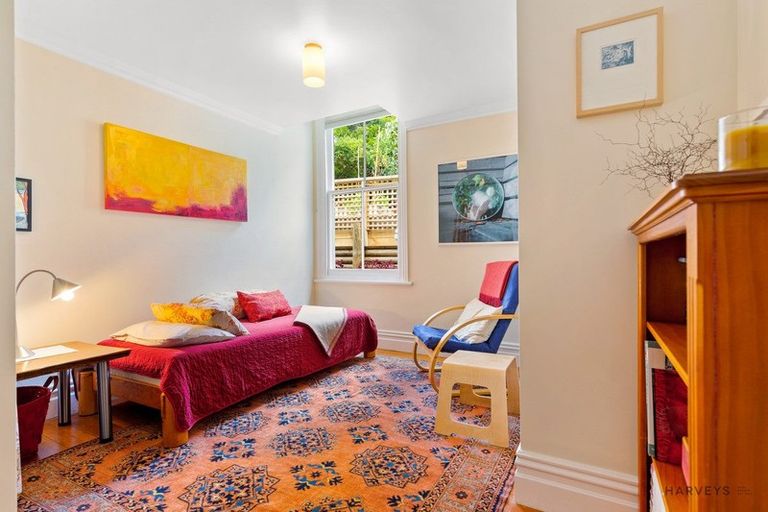 Photo of property in 49 West Lynn Road, Titirangi, Auckland, 0604