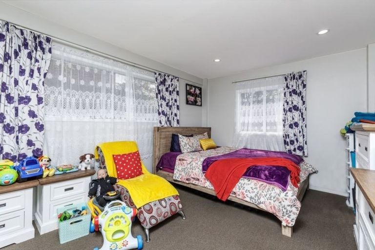 Photo of property in 70 Eban Avenue, Hillcrest, Auckland, 0627