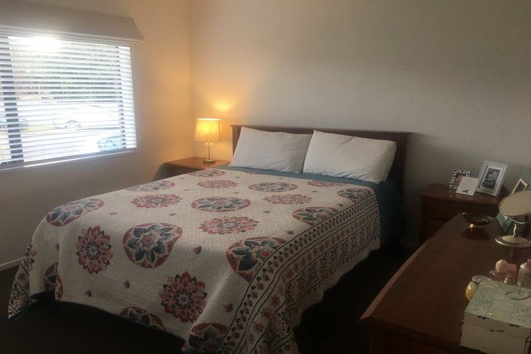 Photo of property in 89 Queens Road, Waikanae Beach, Waikanae, 5036