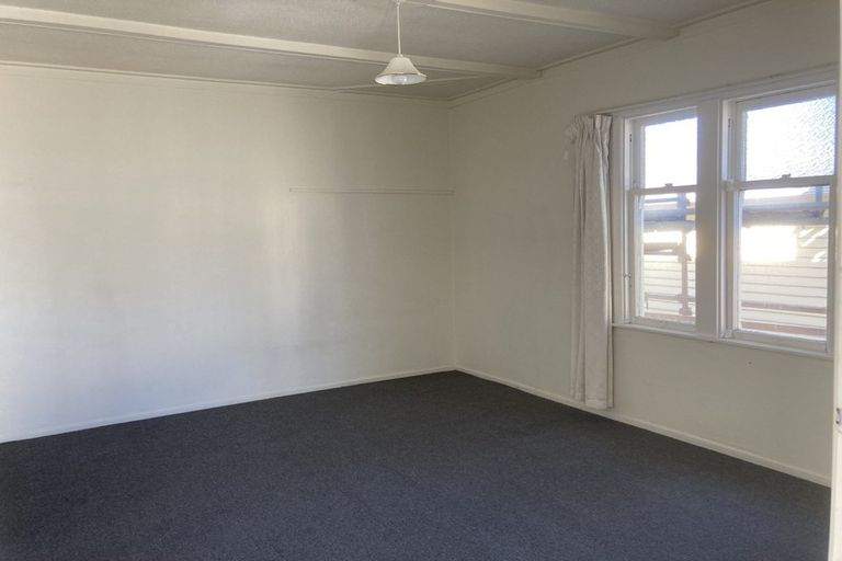 Photo of property in 7 Tirangi Road, Rongotai, Wellington, 6022