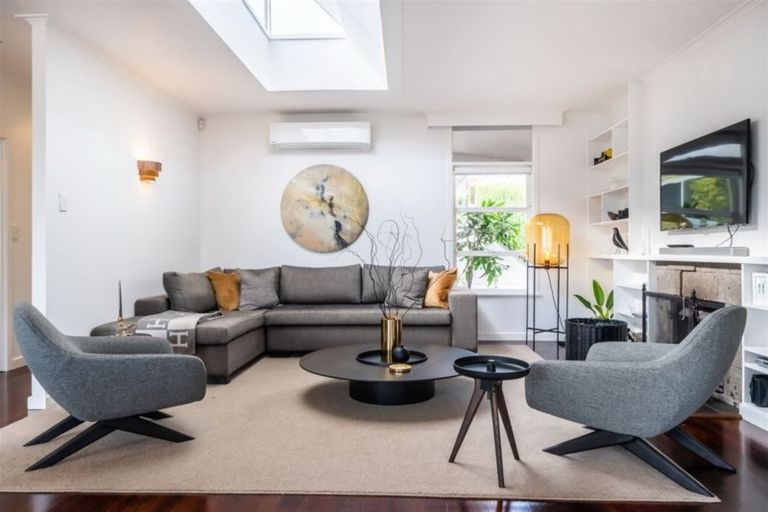 Photo of property in 1/33 Norman Road, Hauraki, Auckland, 0622