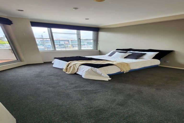 Photo of property in Construction House, 53/80 Kent Terrace, Mount Victoria, Wellington, 6011