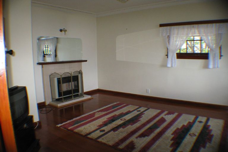 Photo of property in 25 Martin Street, Palmerston North, 4414