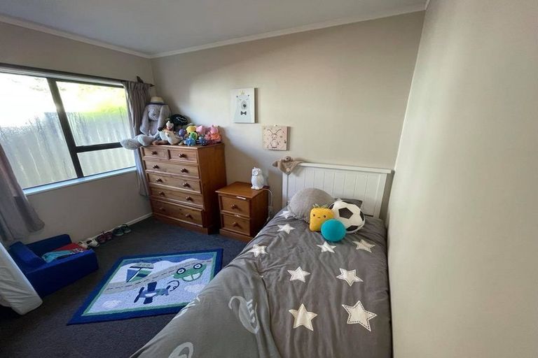 Photo of property in 1/37 Bauchop Road, Waterloo, Lower Hutt, 5011