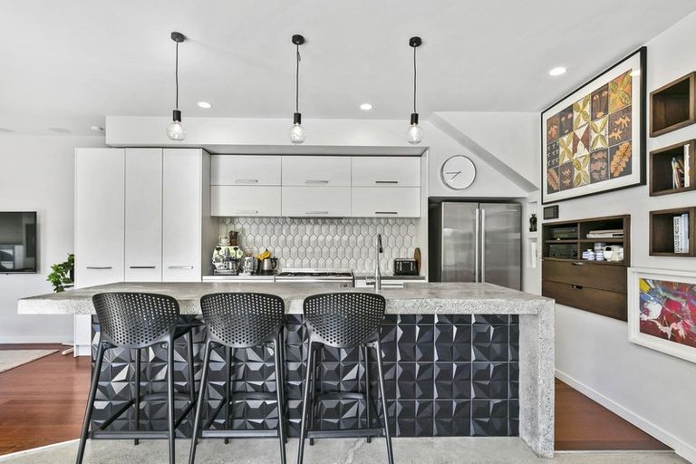 Photo of property in 161a Totara Road, Miramar, Wellington, 6022