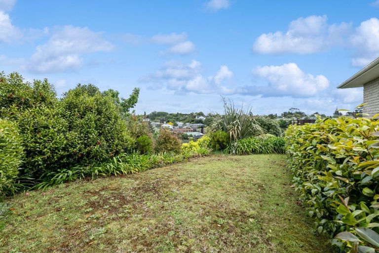Photo of property in 92a Heta Road, Highlands Park, New Plymouth, 4312