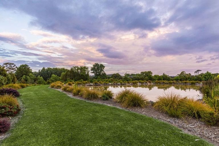 Photo of property in 1079 Kahikatea Flat Road, Waitoki, Kaukapakapa, 0871